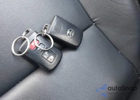 2016 Toyota Corolla S Premium from USA, damaged, VIN 2T1BURHE2GC737363